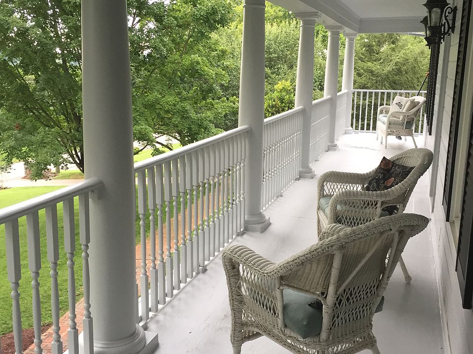 Upstairs porch