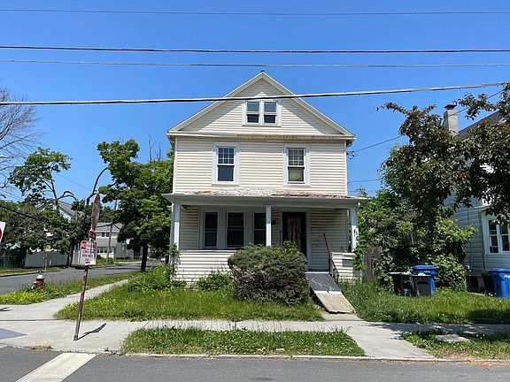 2nd image of 341 Leedale St