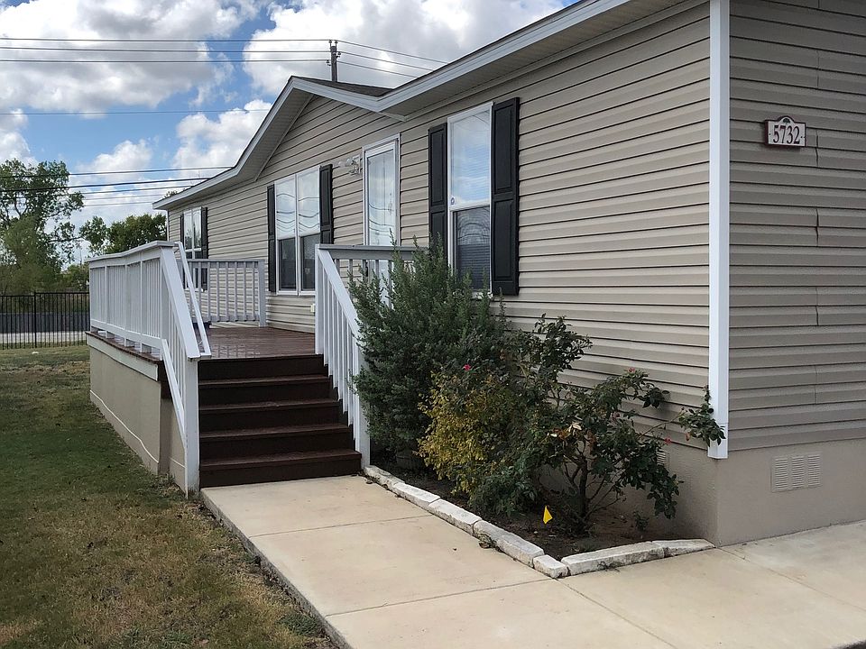 1st image of 5732 Arcadia Cir