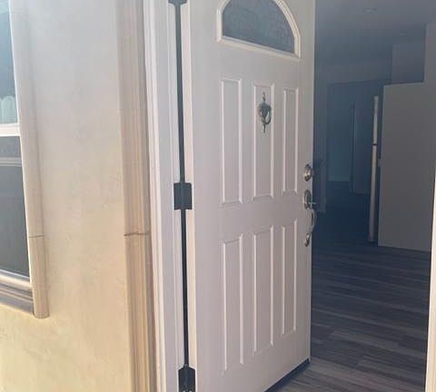 5th image of 5351 Woodlake Ave