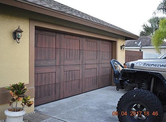 2nd image of 102 NE 20th Ave