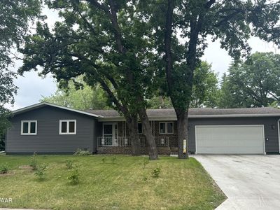 100 Oak St E, Cavalier, ND, 58220