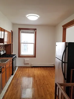 Rented by Dyer Estate Mgmt | media 5