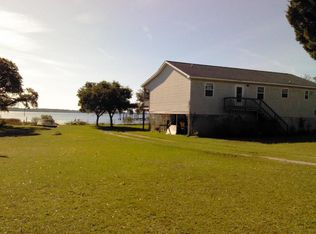 228 Shore Rd, Newport, NC 28570
