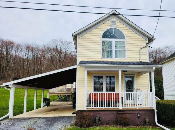 115 Lincoln Ave, Nanty Glo, PA 15943