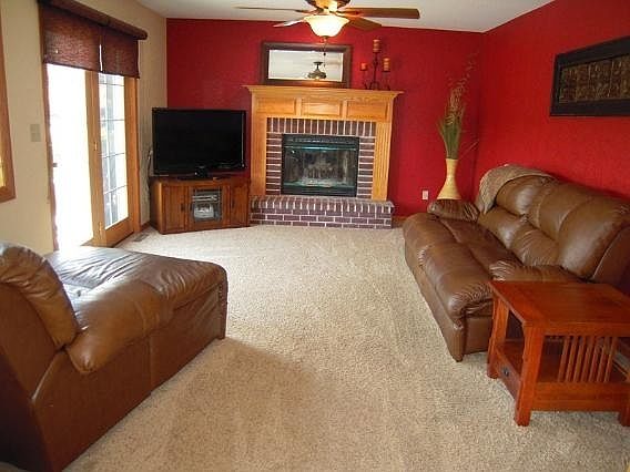 5th image of 882 River Reserve Dr