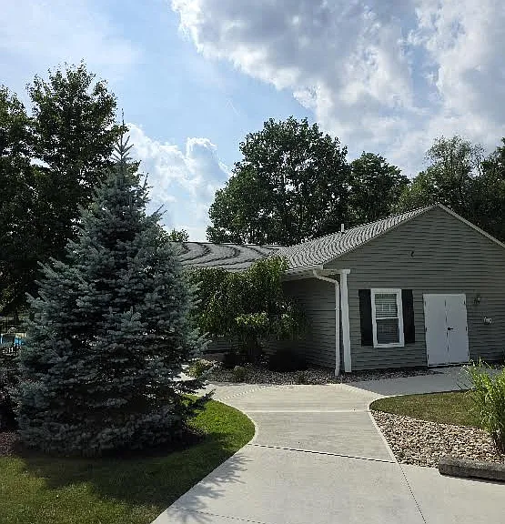 9997 Independence Dr — Photo 18