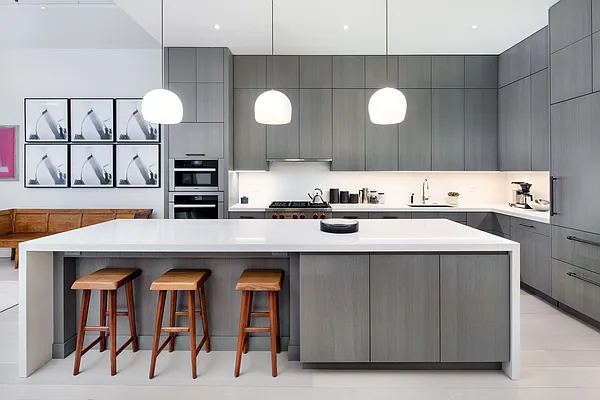 Sold by Compass | media 3