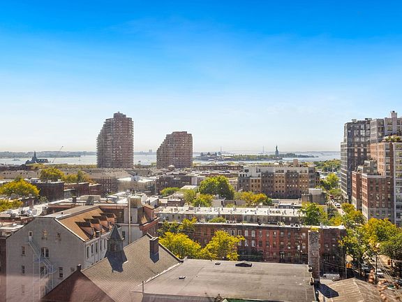4th image of 135 Montgomery St APT 14B