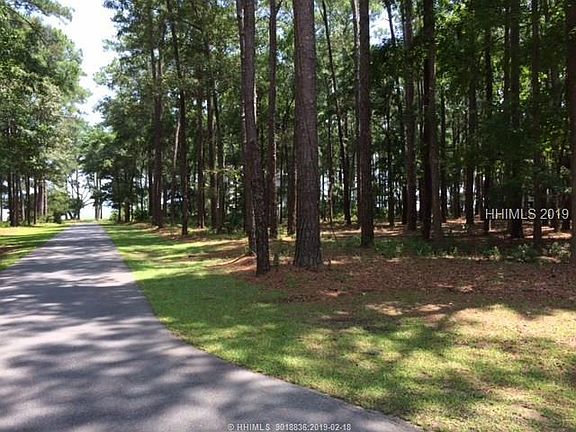 3rd image of 100 Martinangel Ln