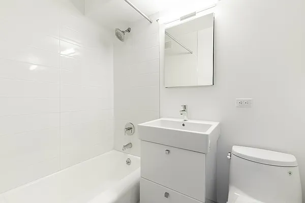 Rented by Stonehenge NYC LLC | media 4