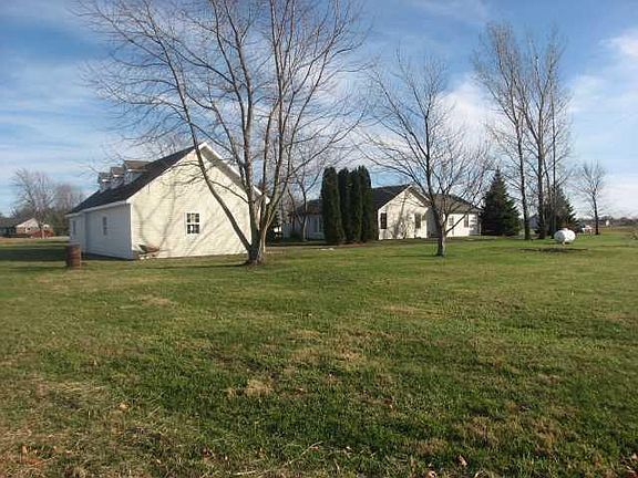 5th image of 952 E County Road 600n