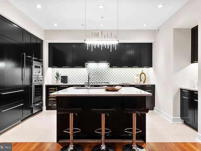 1414 S Penn Sq #30CDE — Photo 9