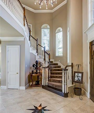 2nd image of 2304 Panorama Ct
