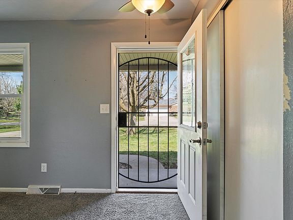5th image of 24670 Belmar Dr