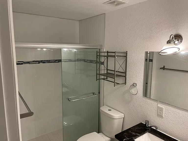 3520 W Rogers Ave — Photo 15