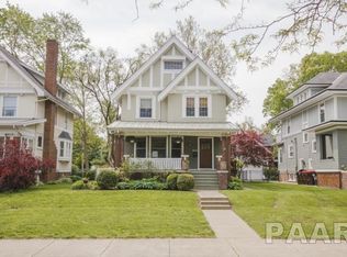 1414 W Columbia Ter, Peoria, IL