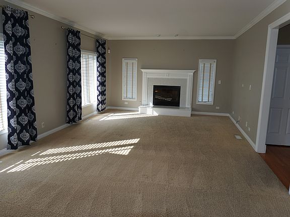 4th image of 8143 Parkview Ln