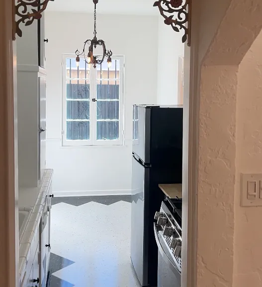 464 N Stanley Ave #3 — Photo 14