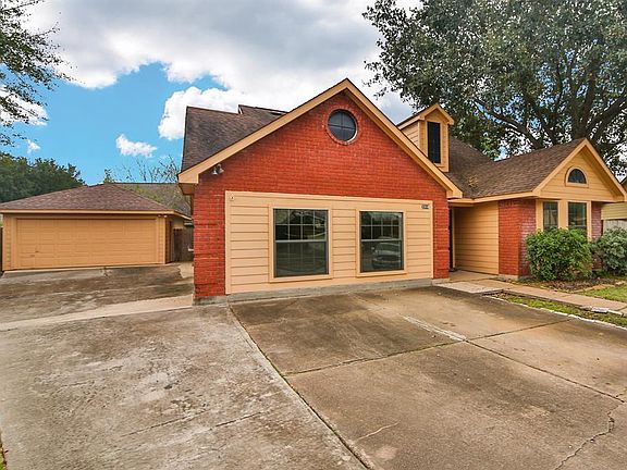 2nd image of 2310 Wigmaker Dr