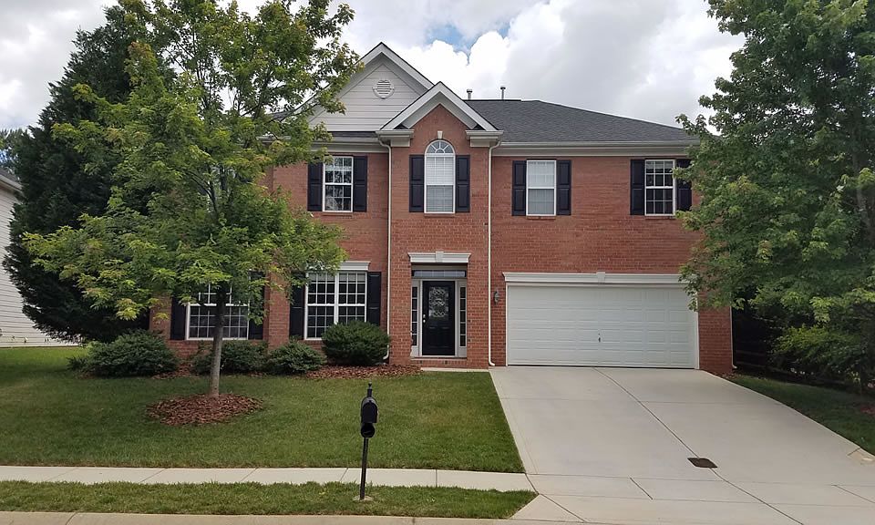 1st image of 137 Cloister Ln