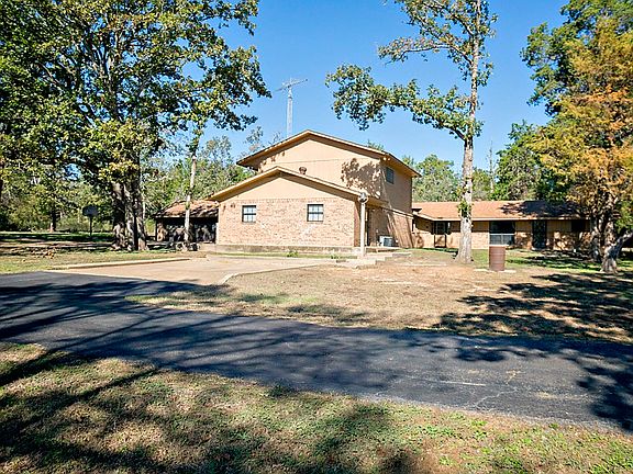 3rd image of 11133 State Highway 19 N