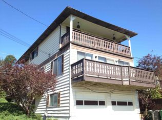 8802 15th Ave NE, Seattle, WA 98115