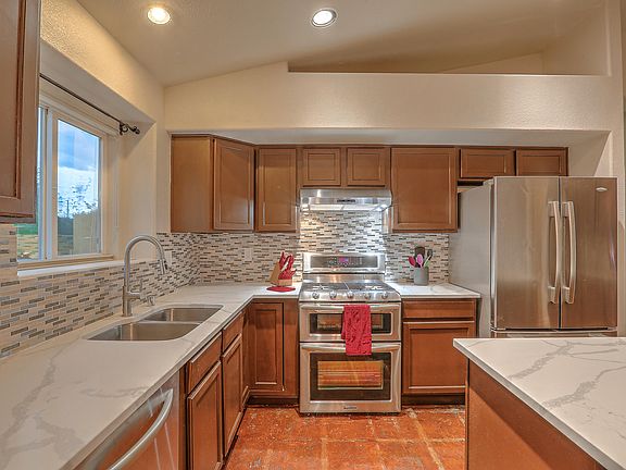4th image of 10212 Calle Hermosa Pl NW