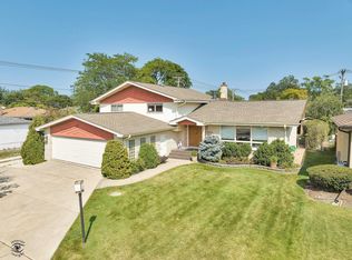 9143 Kildare Ave, Skokie, IL 60076
