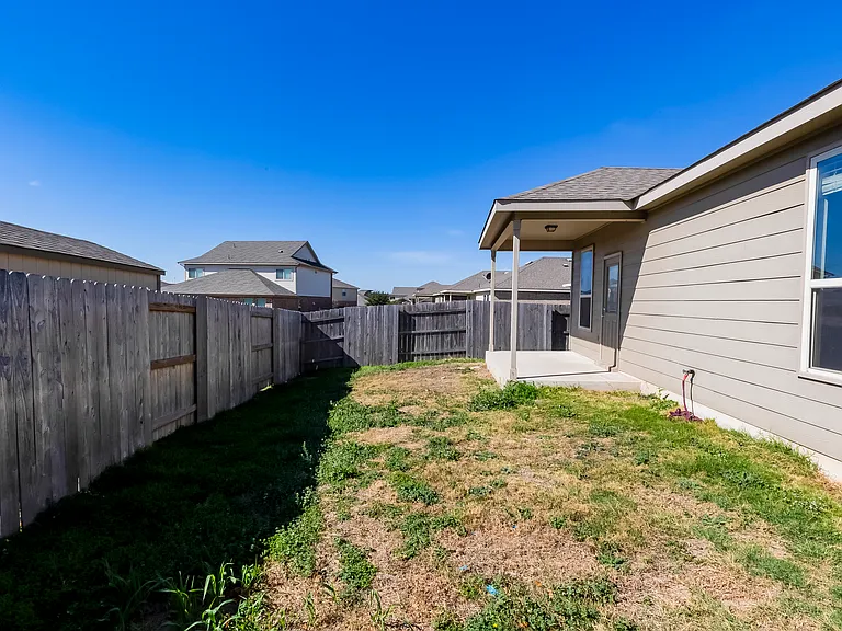11617 Amber Stream Ln — Photo 32