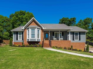 104 Black Walnut Ln, Trussville, AL 35173