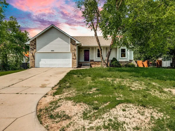 2945 N Parkwood Ct, Wichita, KS 67220