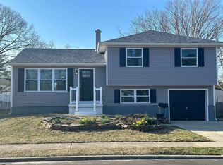 106 Haddon Rd, Somers Point, NJ 08244