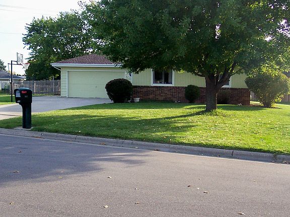 5th image of 2027 Ontario Dr