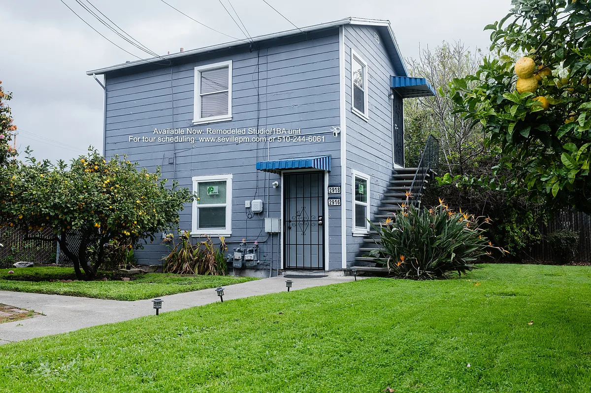 Building Photo - 2920 Filbert St #2916