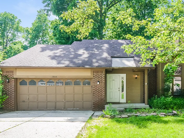 1804 Shorter Ct — Photo 1
