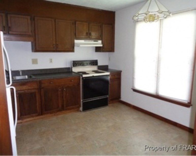 6443 Rutherglen Dr, Fayetteville, NC 28304 Zillow