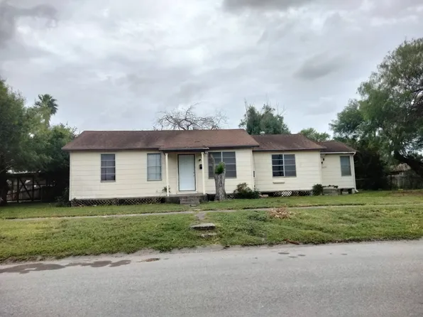 623 S 13th St, Kingsville, TX 78363