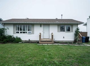4904 W 52nd St, Grimshaw, AB T0H1W0