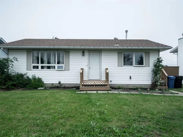 4904 W 52nd St, Grimshaw, AB T0H 1W0