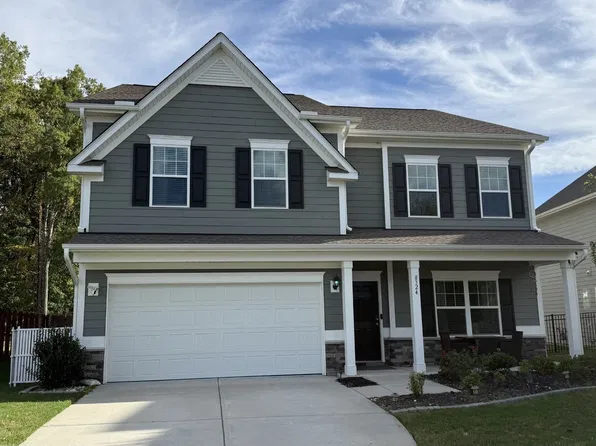 8324 Dumphries Dr, Huntersville, NC 28078