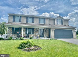 149 Sweetwater Ln, Newmanstown, PA 17073