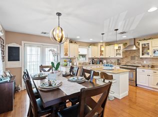716 12th St, Union City, NJ 07087