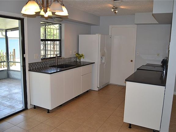 5th image of 344 Chiquita Ct