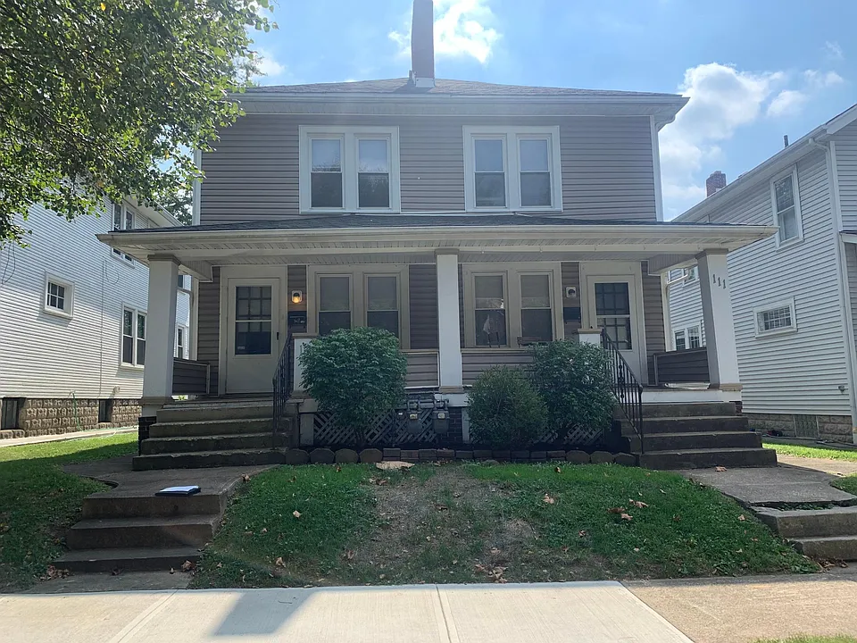 111 W Weber Rd