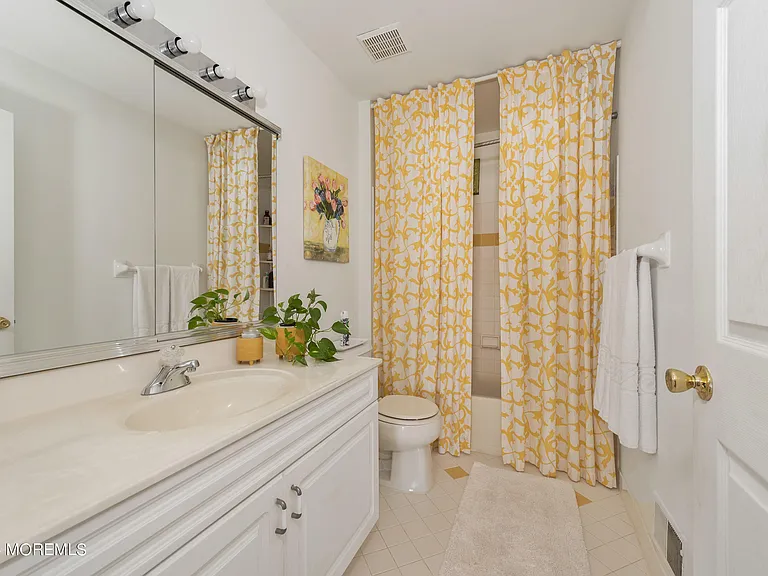 4 Scottsdale Ct — Photo 35