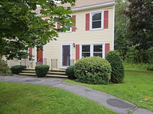 9 Powder Mill Dr #9, Kennebunk, ME 04043