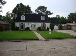 2804 Nashville Ave, Nederland, TX 77627