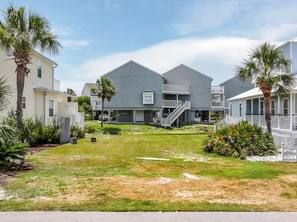 113 Parkside Cir, Port Saint Joe, FL 32456