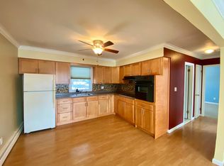 506 Albany Ave #1, Lindenhurst, NY 11757